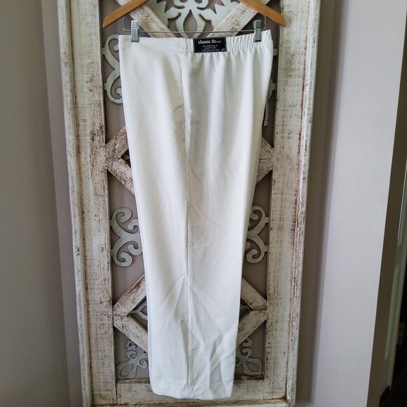 Alfred Dunner Women's Copenhagen Corduroy Elastic Waist Pants in White - Picture 11 of 11